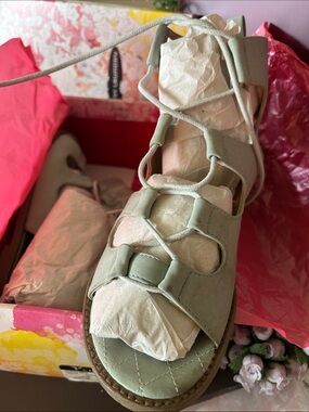 Chinese Laundry Guess Who Sandal - Seafoam